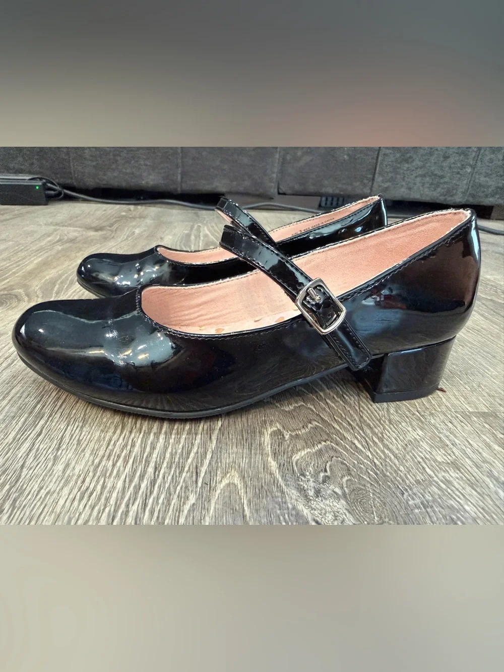 Girls' Black Patent Mary Jane Flats - Heart Insole